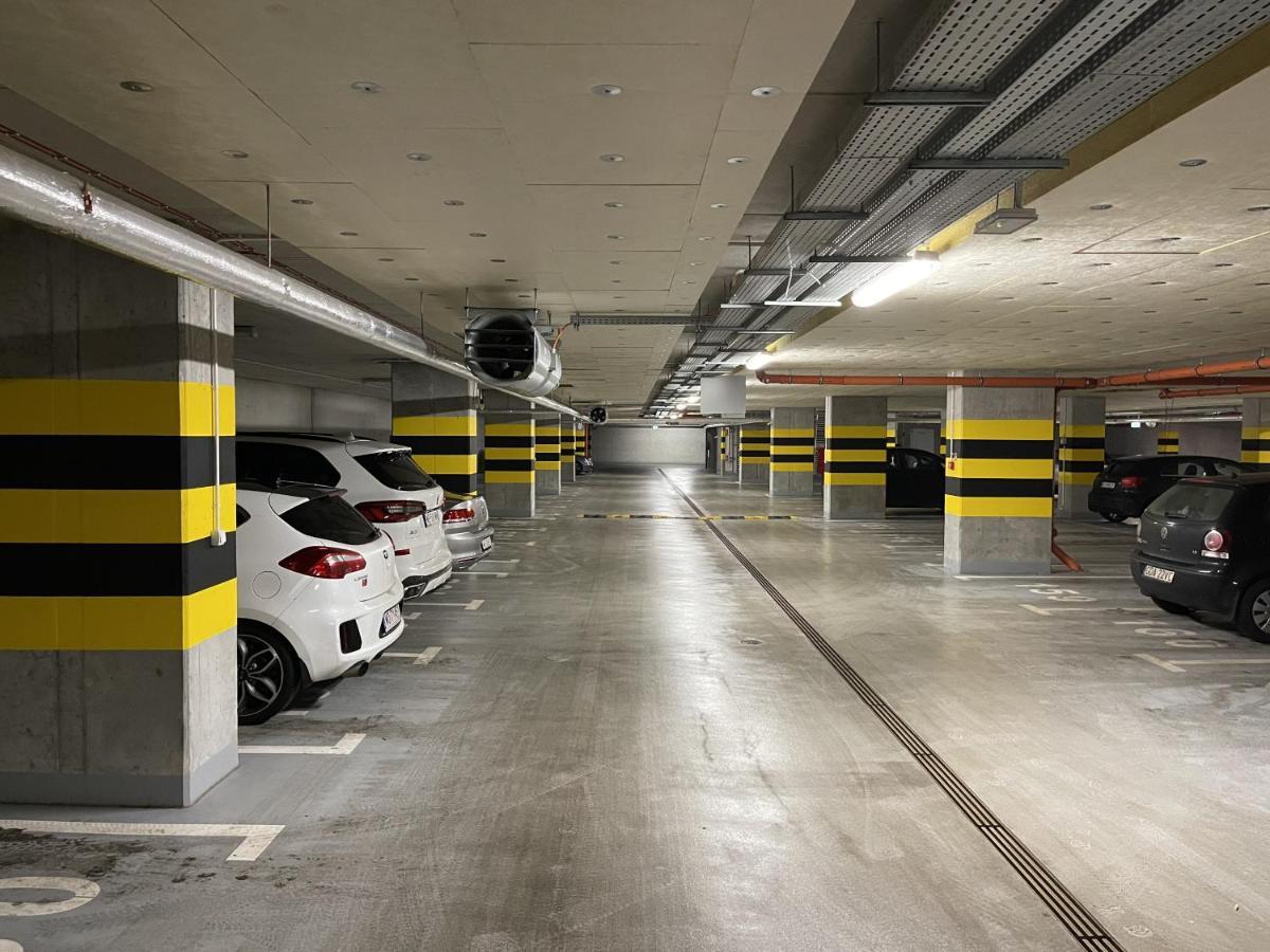 Prymasa Tysiaclecia 83A By Aparthouse Apartman Varsó Kültér fotó