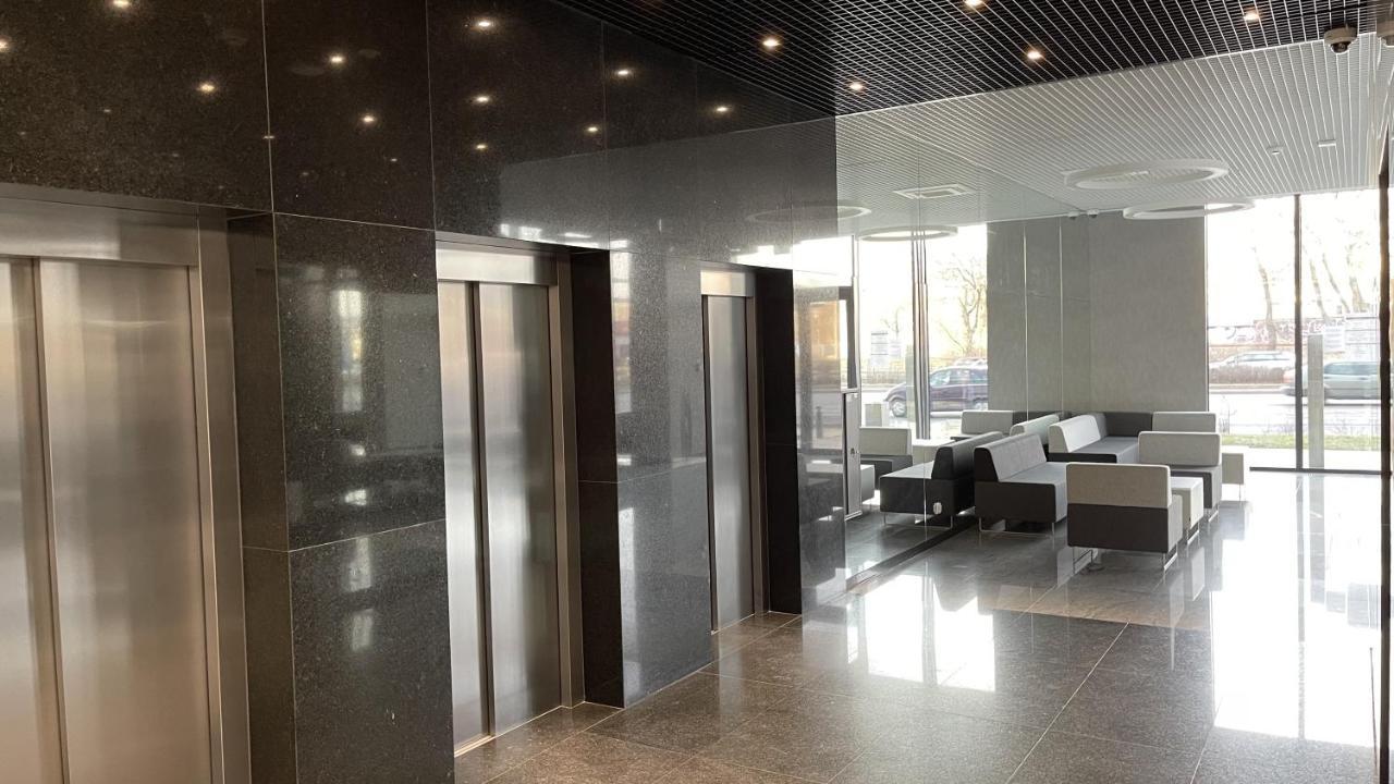 Prymasa Tysiaclecia 83A By Aparthouse Apartman Varsó Kültér fotó